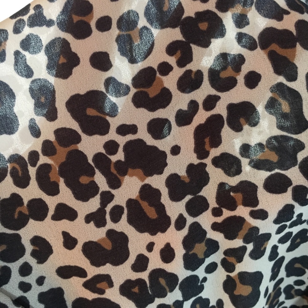 Loft Leopard Cheetah Print Button Down Blouse Sz S - image 6